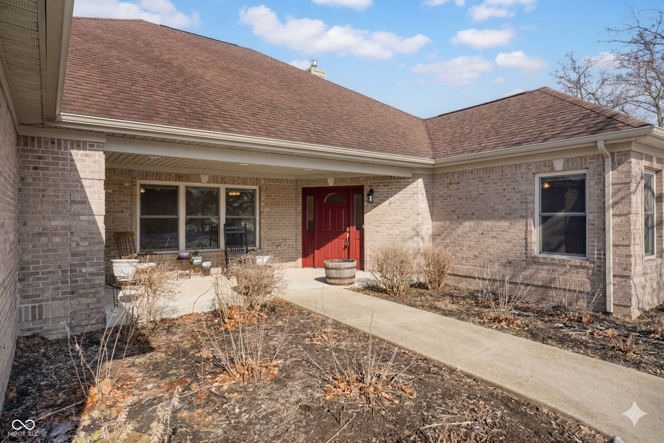2202 Pear Tree Court Columbus, IN 47201 - Photo 3 of 39