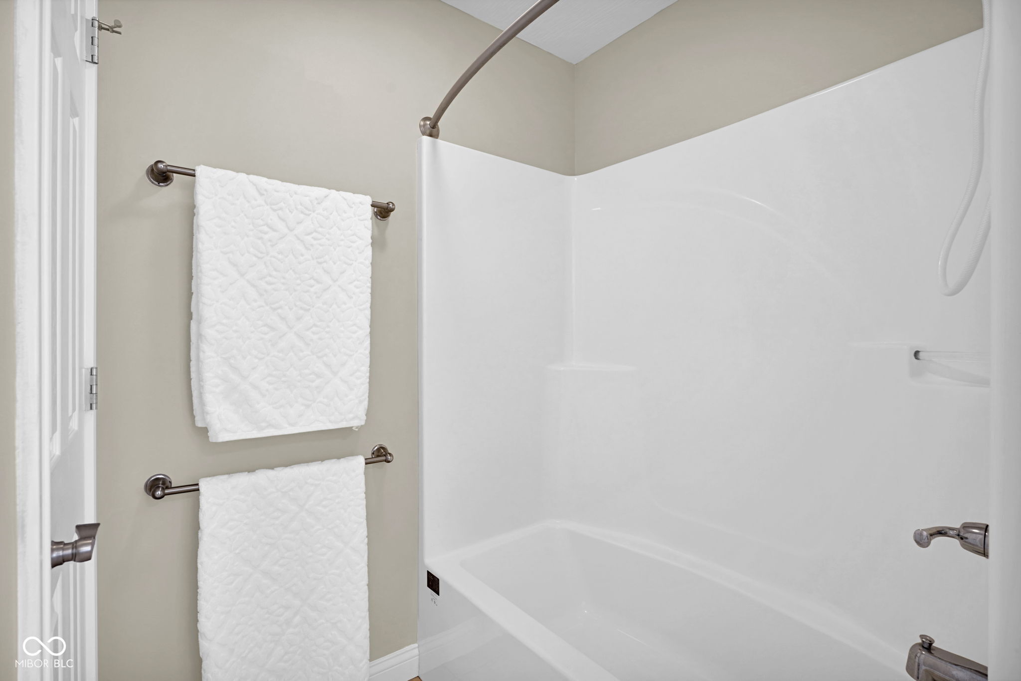 2202 Pear Tree Court Columbus, IN 47201 - Photo 32 of 39