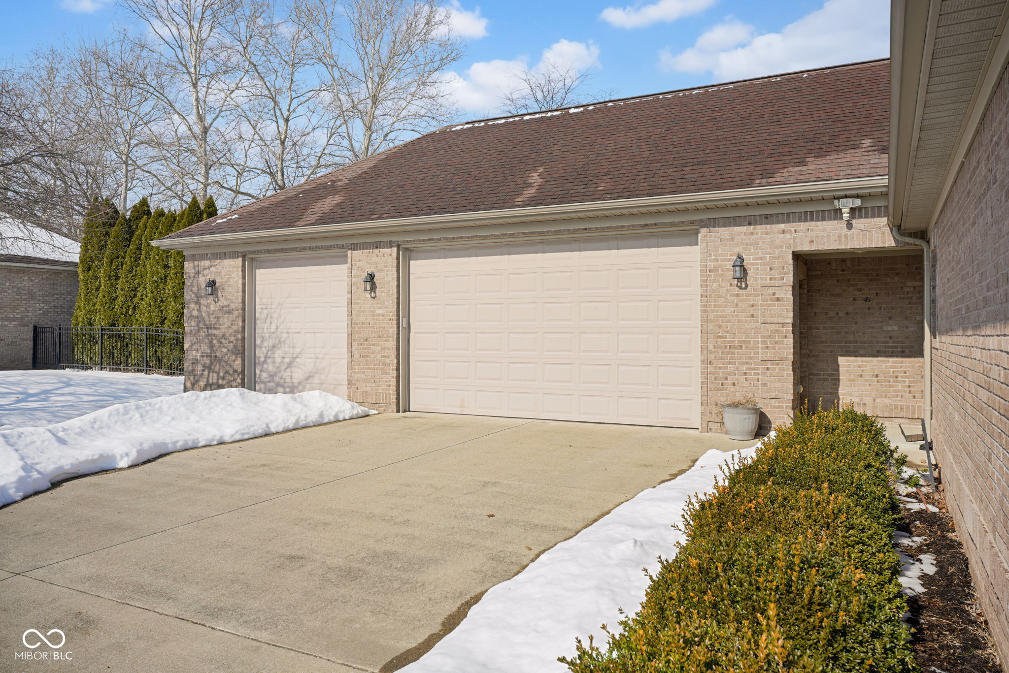 2202 Pear Tree Court Columbus, IN 47201 - Photo 38 of 39