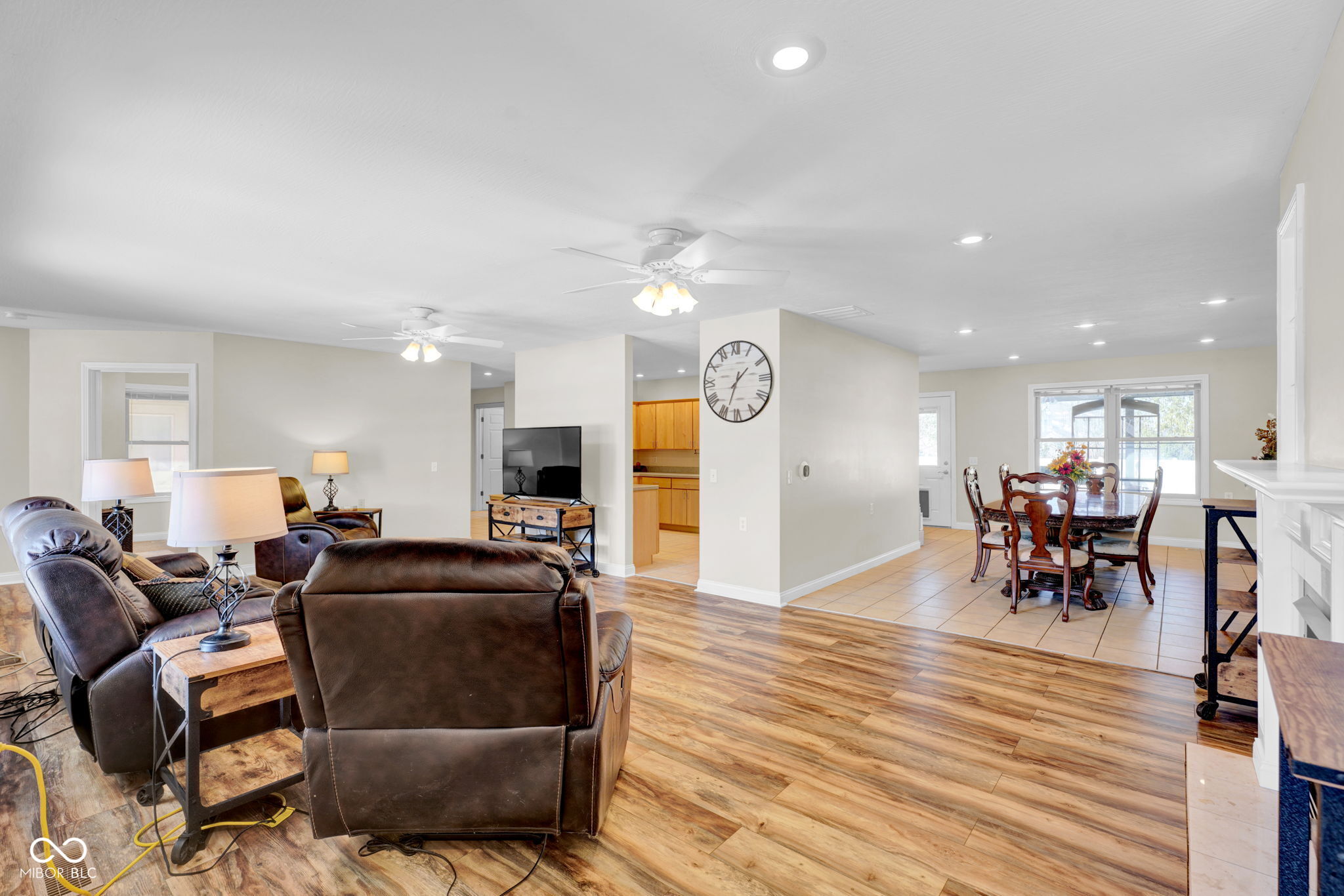 2202 Pear Tree Court Columbus, IN 47201 - Photo 6 of 39