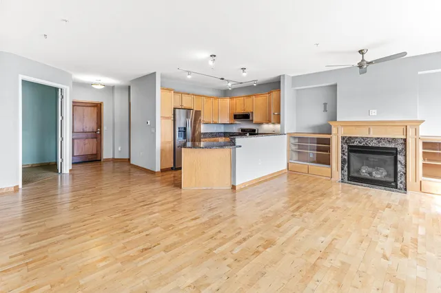 $269,000 | 460 Ford Road, Unit 203, St. Louis Park, MN 55426