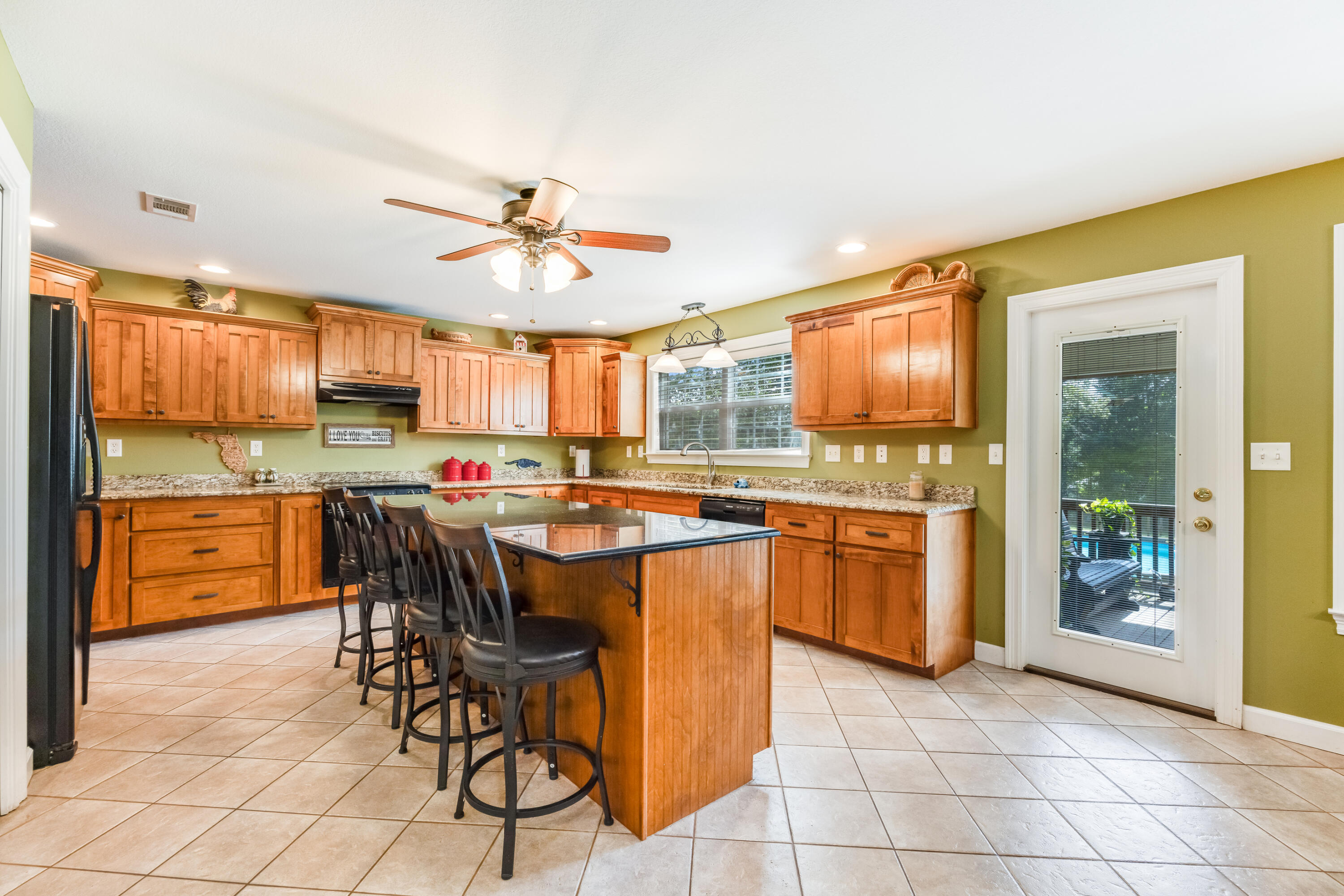 5921 Oak Hill Road Crestview, FL 32536 - Photo 12 of 58 Kitchen