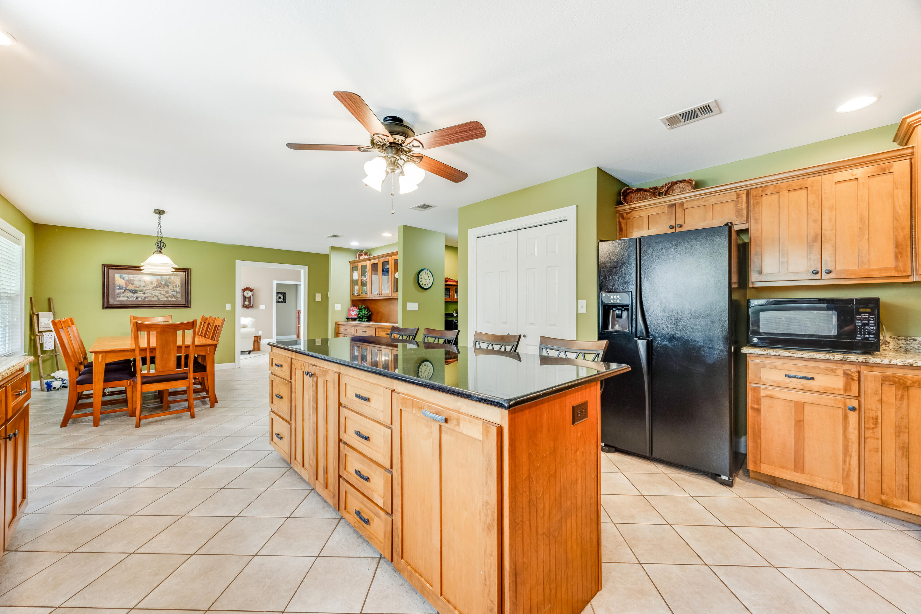 5921 Oak Hill Road Crestview, FL 32536 - Photo 13 of 58 Kitchen