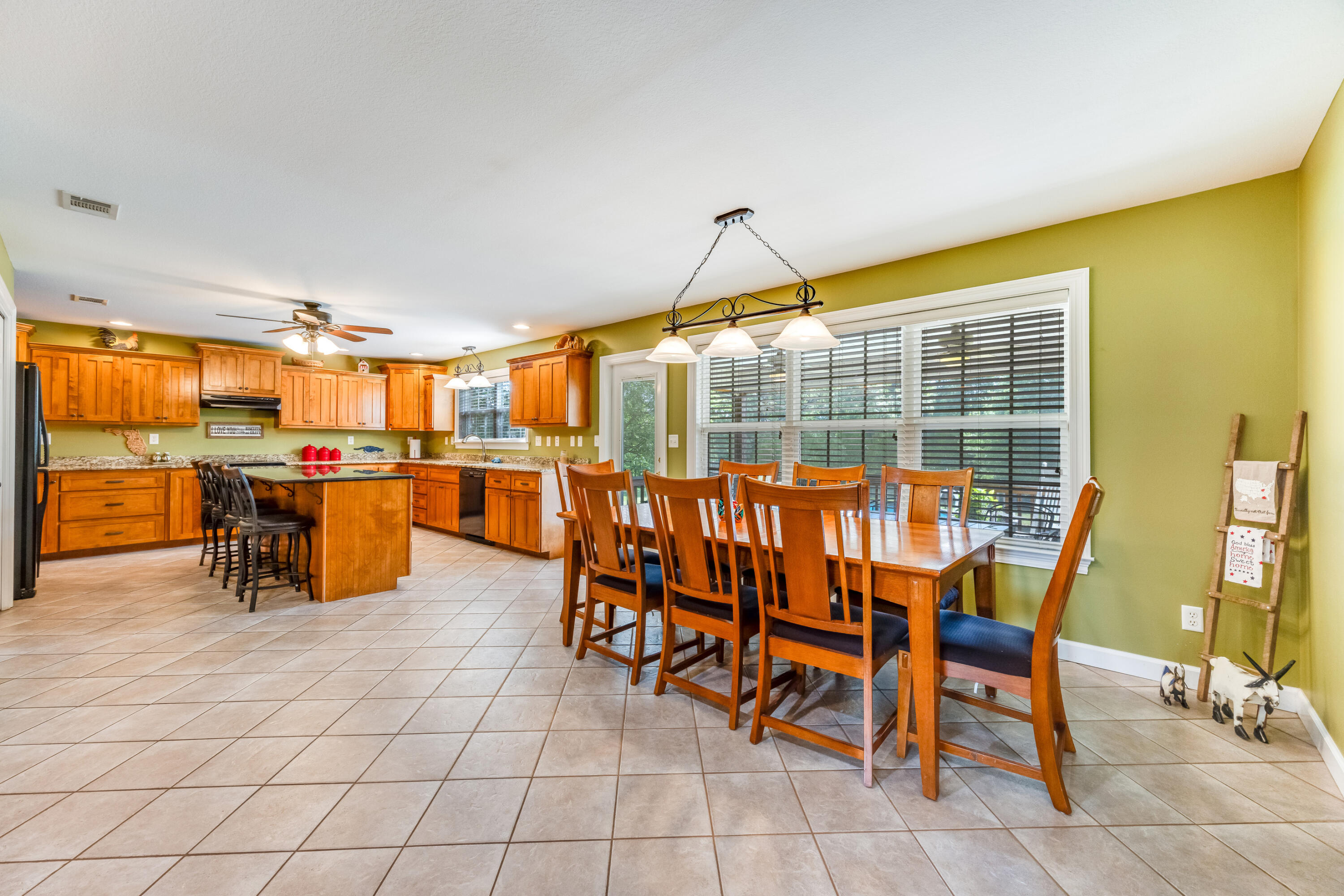 5921 Oak Hill Road Crestview, FL 32536 - Photo 18 of 58 Dining Area