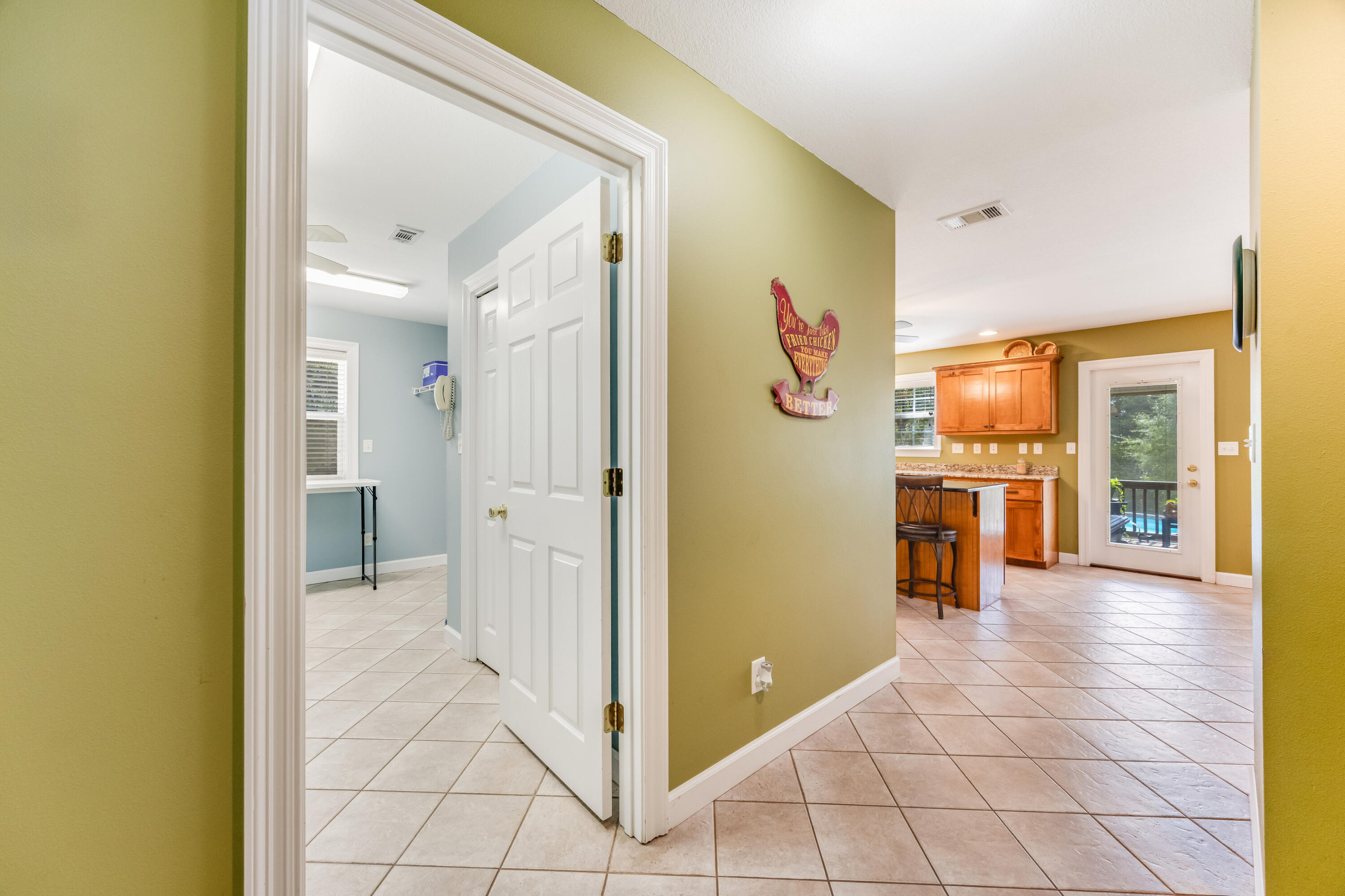 5921 Oak Hill Road Crestview, FL 32536 - Photo 20 of 58 Mudroom