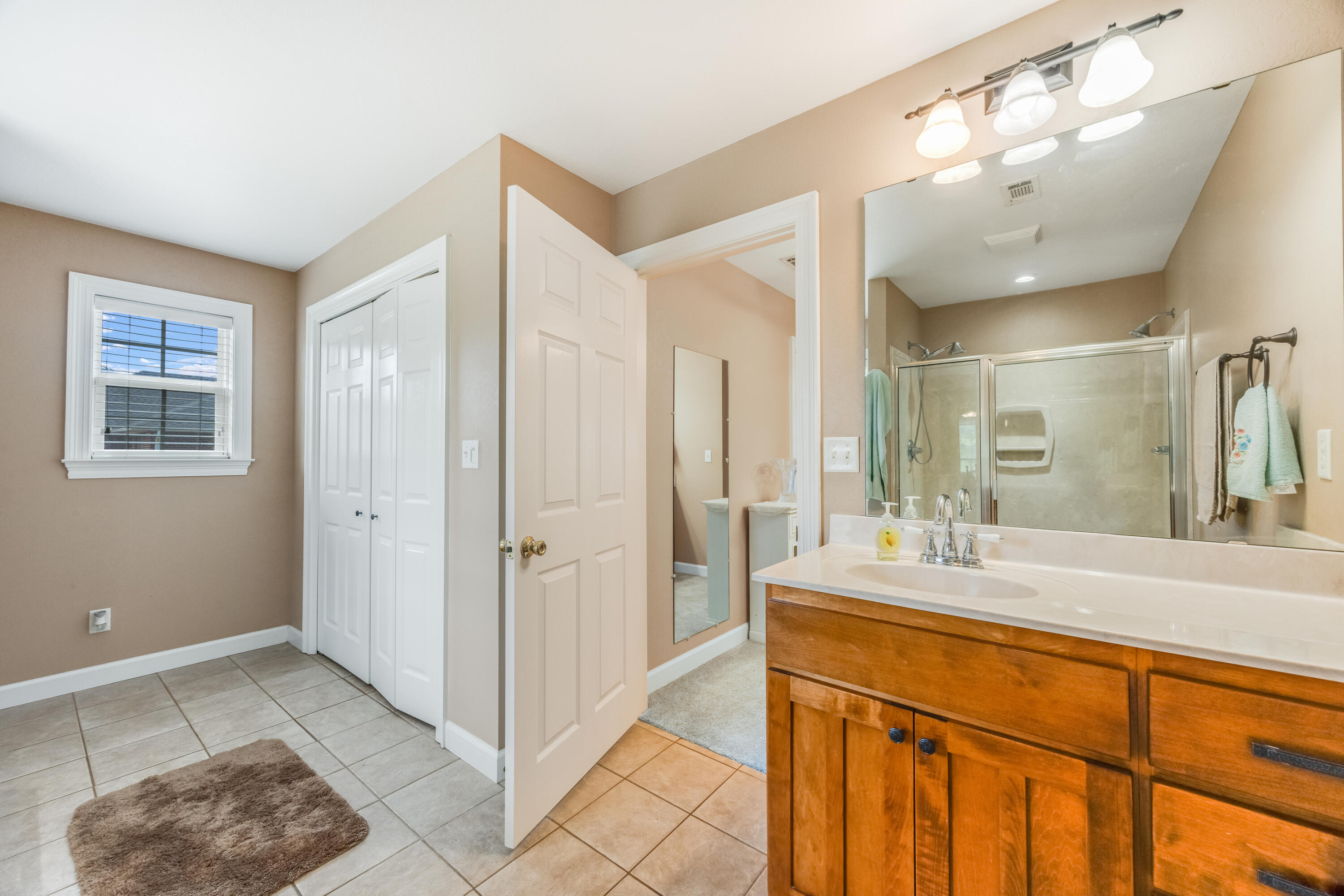5921 Oak Hill Road Crestview, FL 32536 - Photo 34 of 58 Master Bath