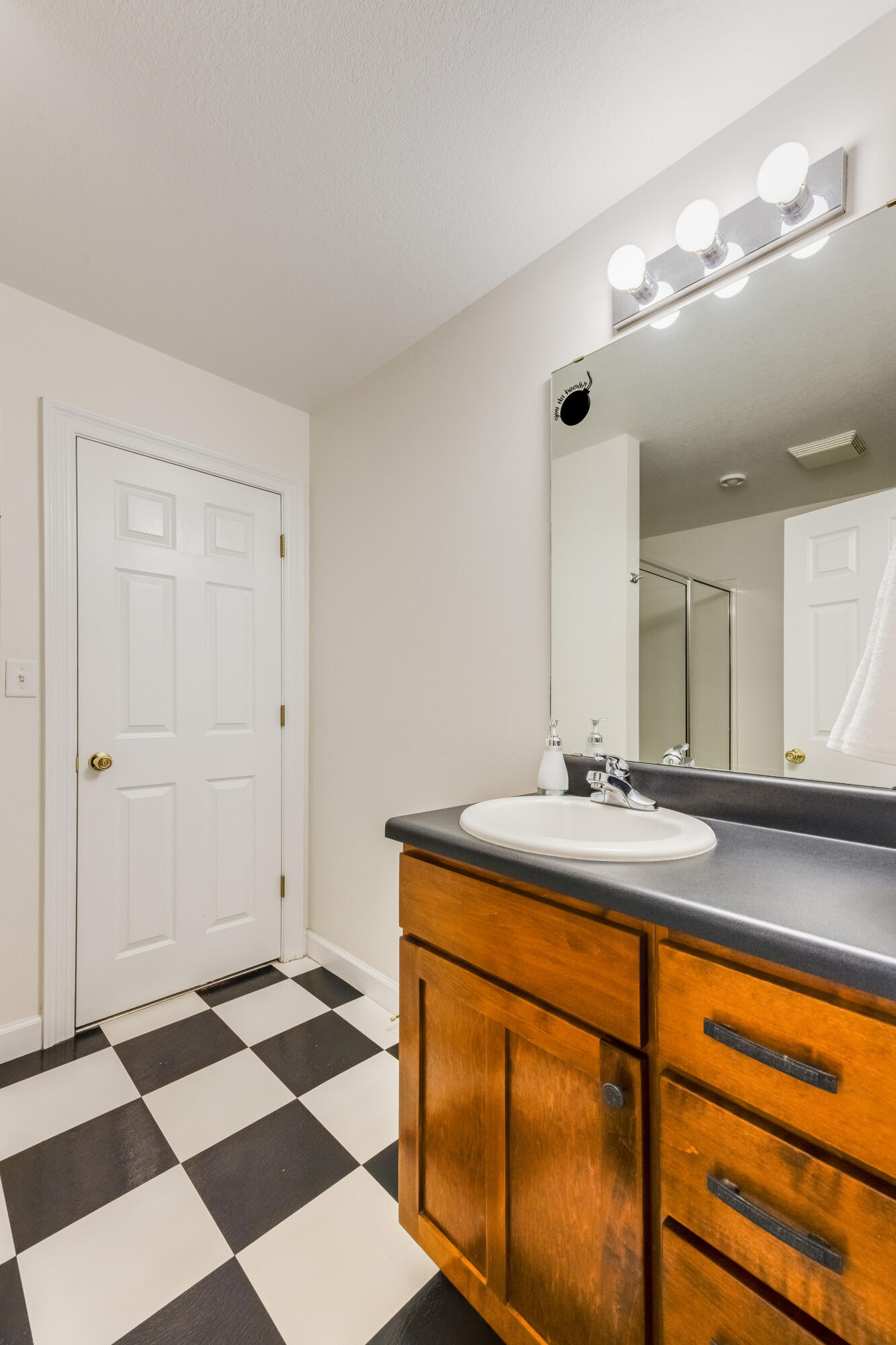 5921 Oak Hill Road Crestview, FL 32536 - Photo 40 of 58 Bathroom