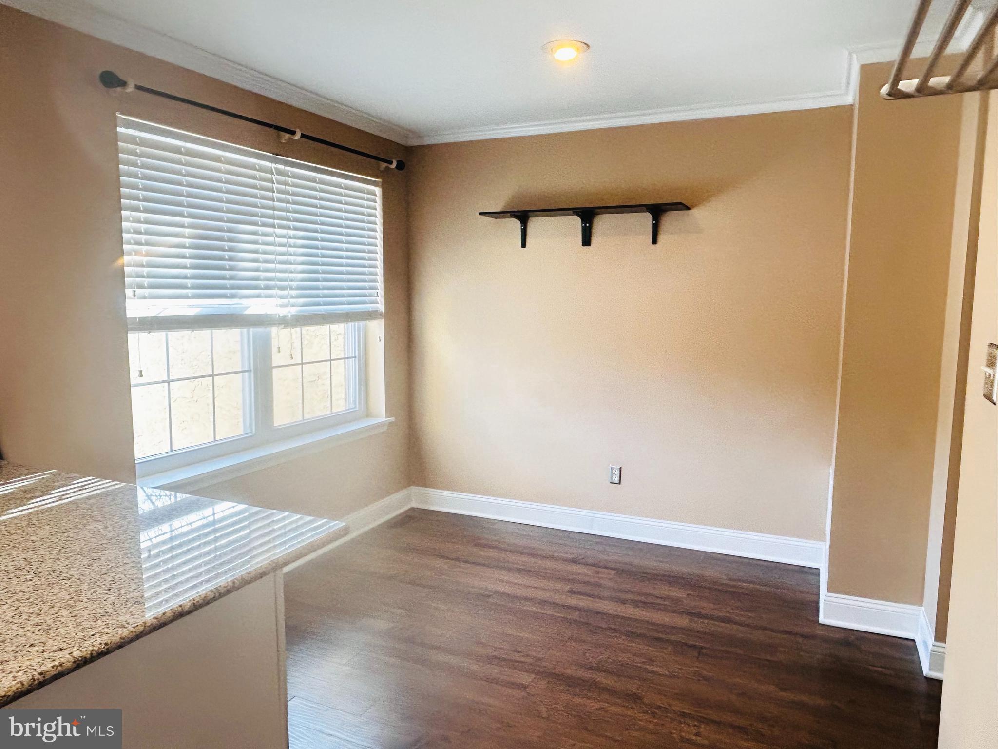 404 Snowflake Circle Eagleville, PA 19403 - Photo 4 of 12 Breakfast Room