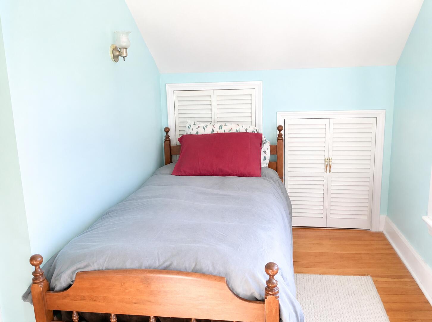6 Franklin Street Caribou, ME 04736 - Photo 18 of 23 teal bed