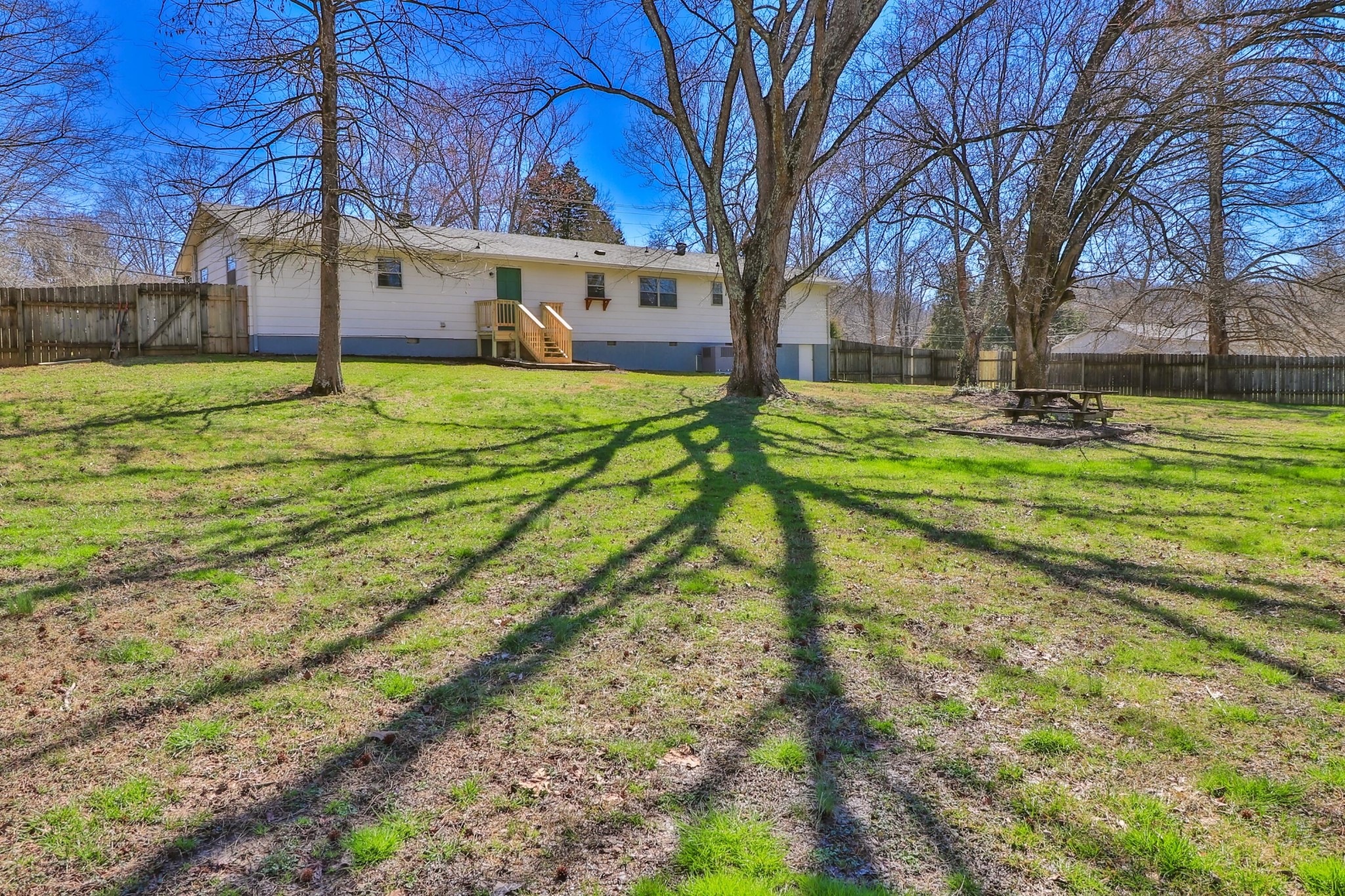 2701 Byington Beaver Ridge Road Knoxville, TN 37931 - Photo 28 of 29 a view of a park with large trees