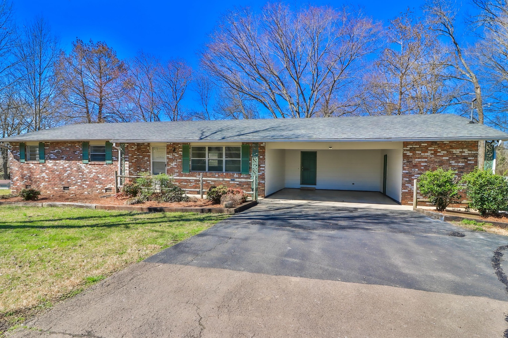 2701 Byington Beaver Ridge Road Knoxville, TN 37931 - Photo 3 of 29 a view of a house with backyard porch and sitting area
