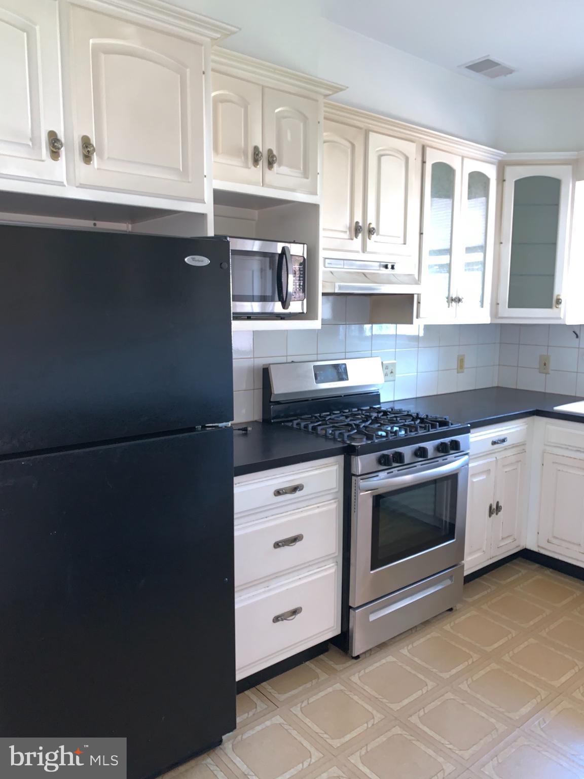 103 North Brobst Street Reading, PA 19607 - Photo 2 of 26 Gallery Image 2