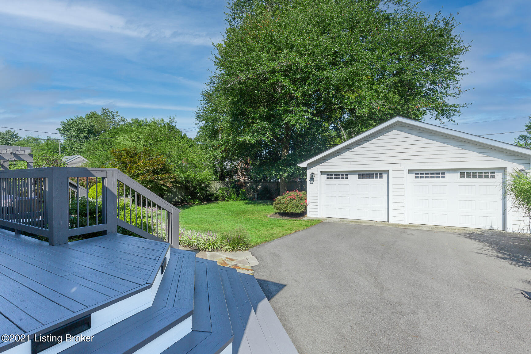 4614 Beaver Road Louisville, KY 40207 - Photo 55 of 64 2.5 car garage - constructed in 2011