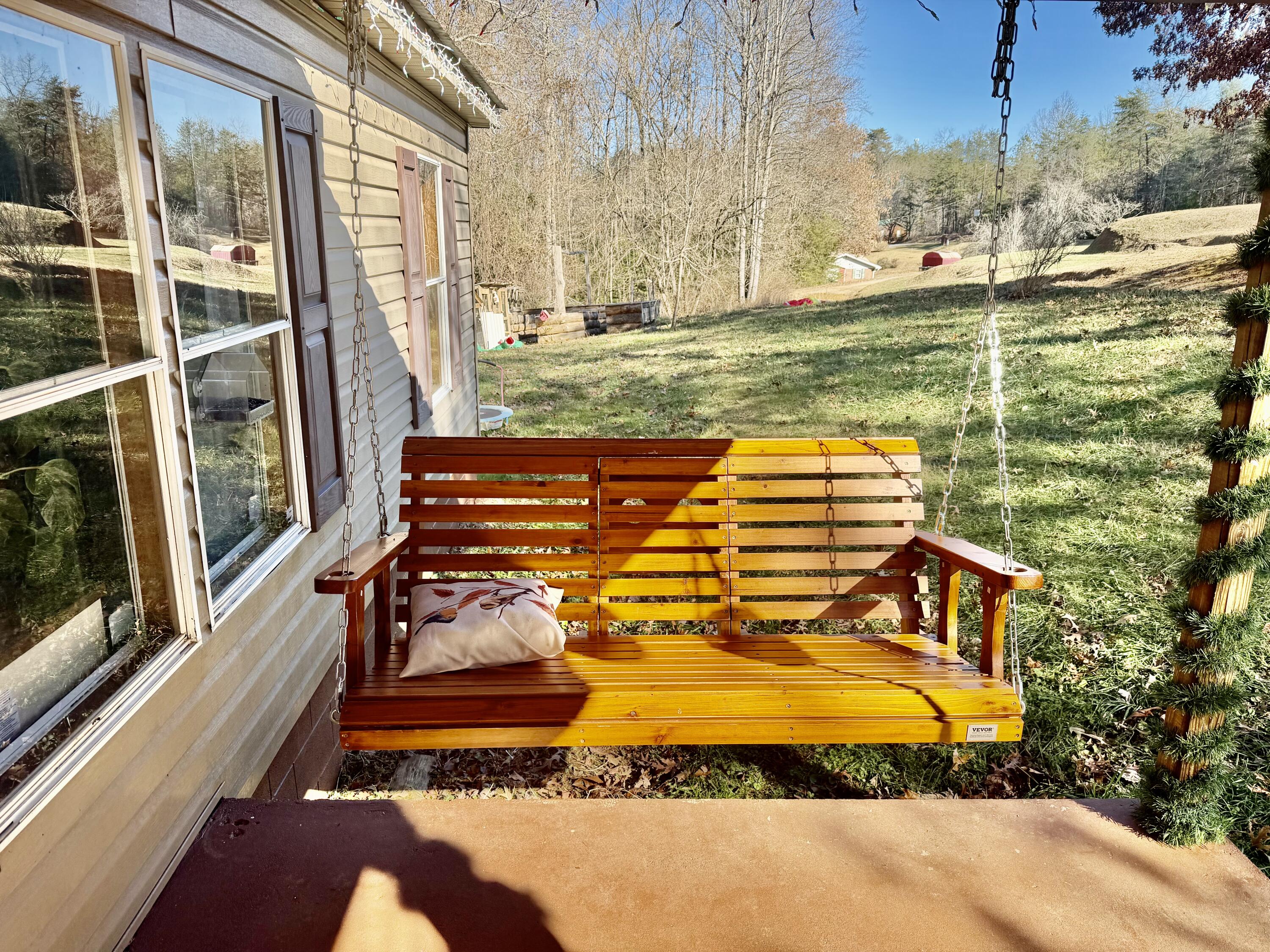 969 Mountain Vista Road Farner, TN 37333 - Photo 2 of 24 IMG_0044