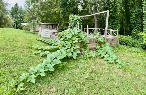 $185,000 | 969 Mountain Vista Road, Farner, TN 37333