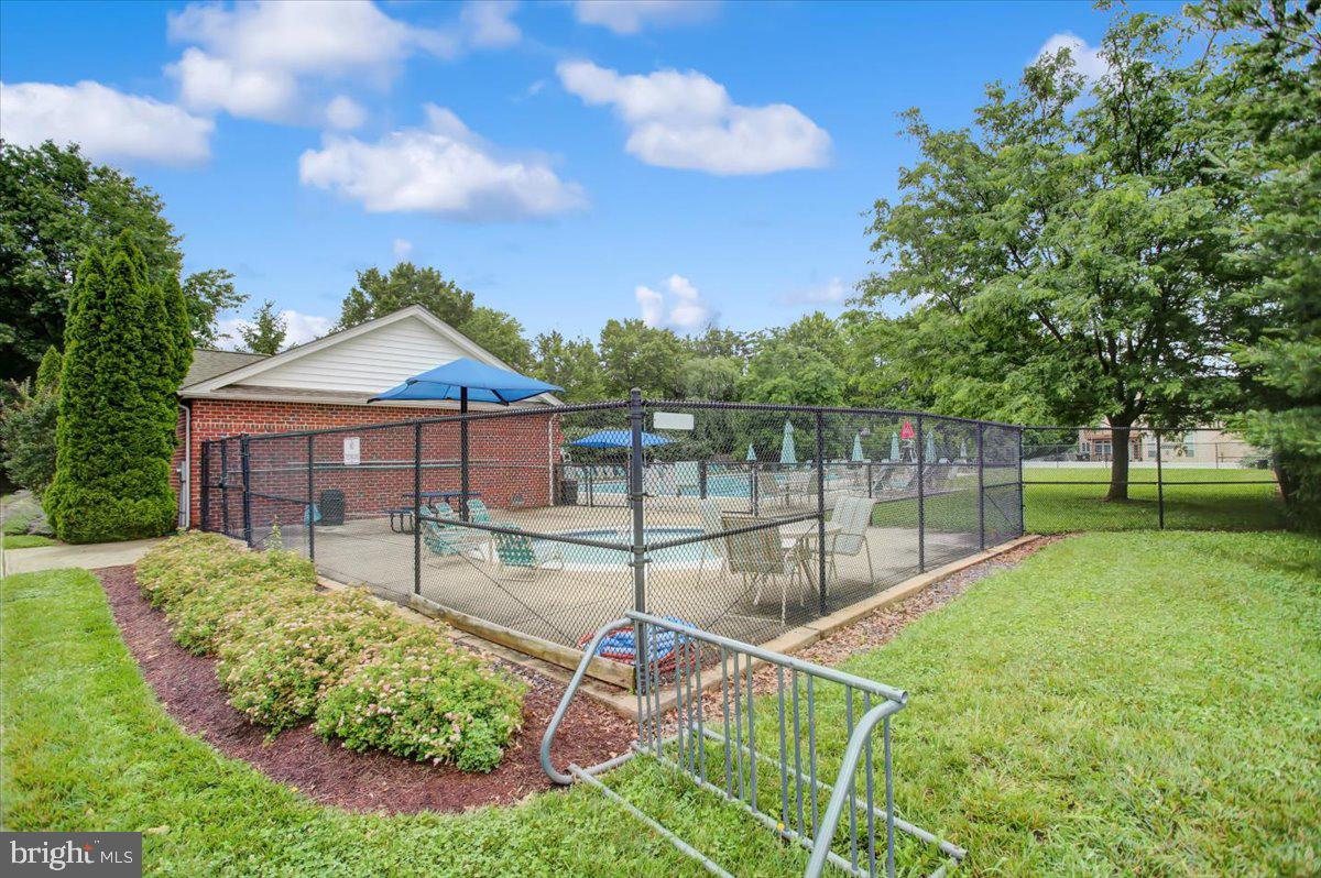 2501 Coleridge Drive, Unit 2D Frederick, MD 21702 - Photo 28 of 30 Pool House