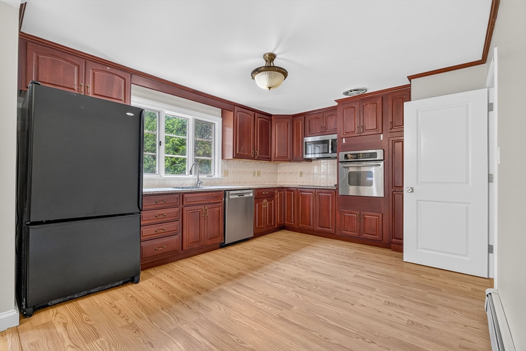 48 Oxford Road Westwood, MA 02090 - Photo 10 of 42 Gallery Image 10