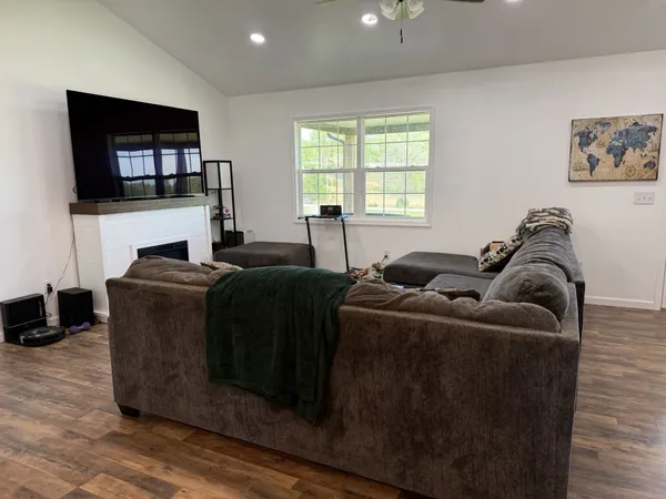 $349,000 | 3872 York Highway, Hilham, TN 38568
