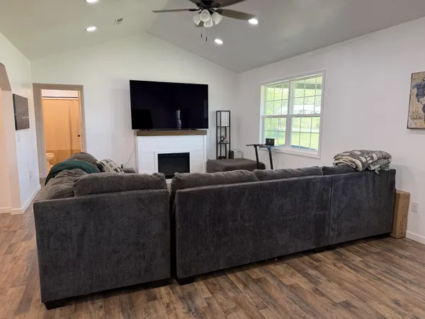 $349,000 | 3872 York Highway, Hilham, TN 38568