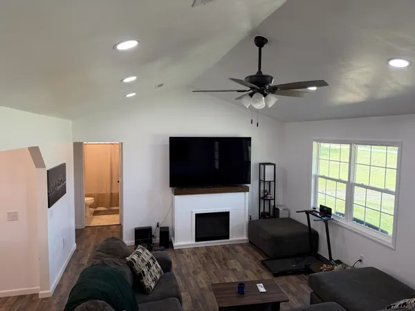 $349,000 | 3872 York Highway, Hilham, TN 38568