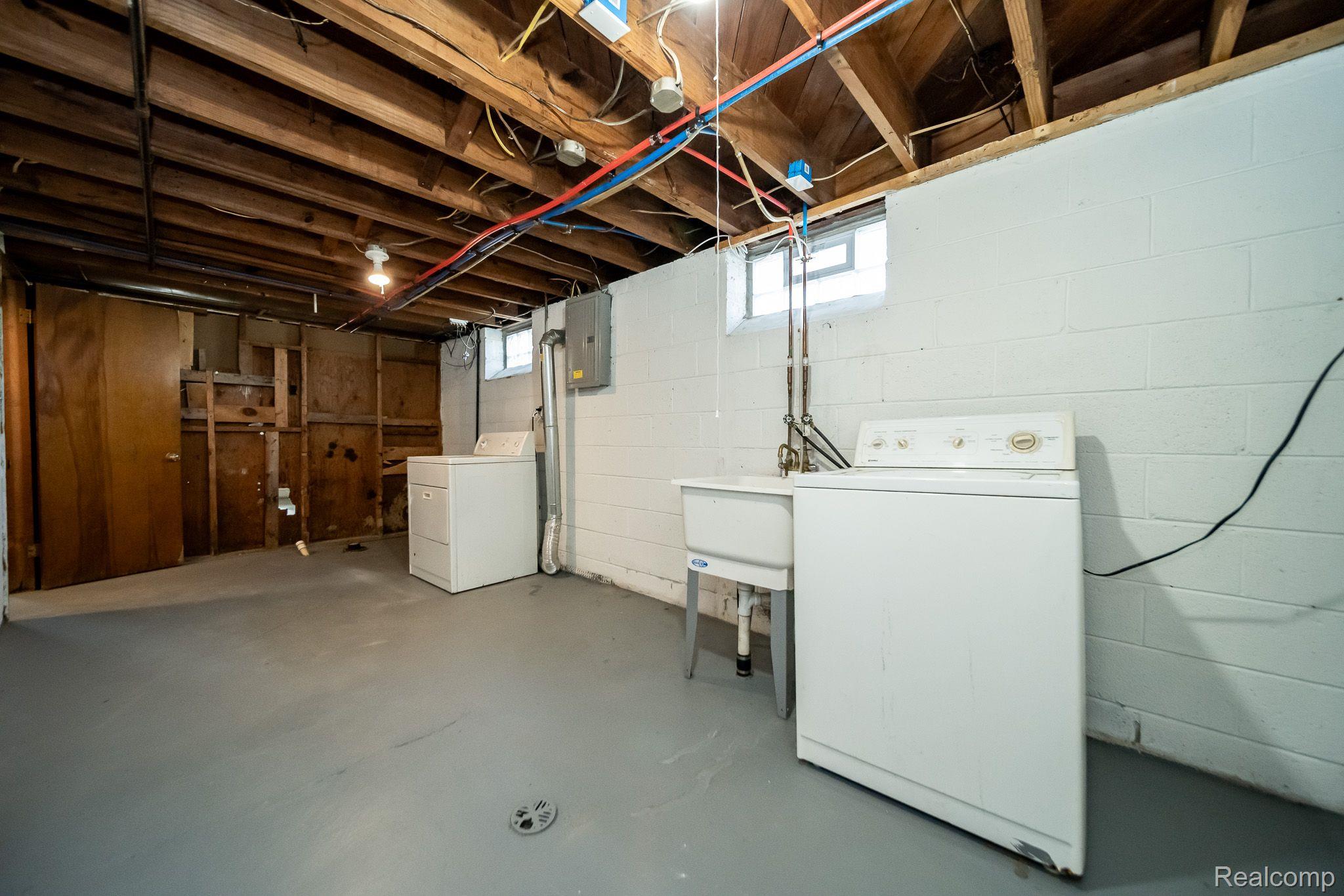23781 Roxana Avenue Eastpointe, MI 48021 - Photo 56 of 61 Gallery Image 56