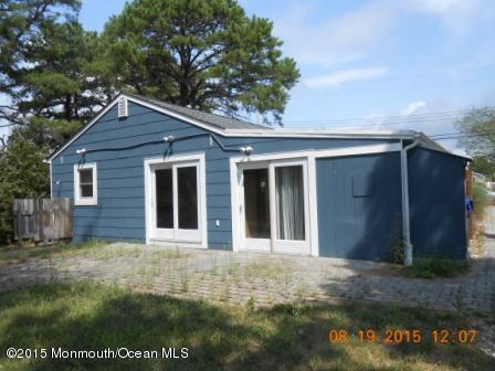 94 Club House Road Brick, NJ 08723 - Photo 2 of 4 a view of a house with a yard
