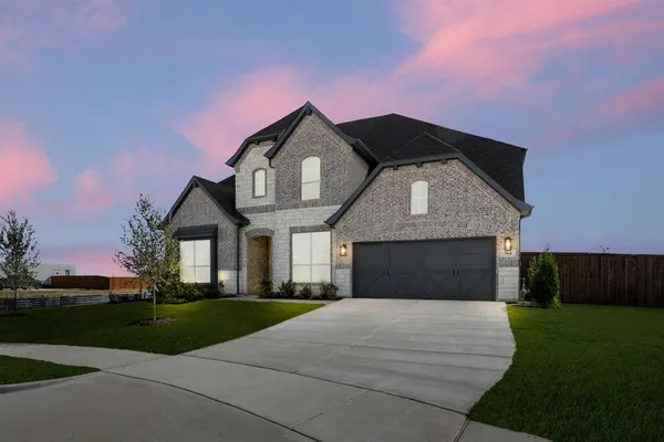 $569,999 | 764 Texas Thistle Road, Waxahachie, TX 75165