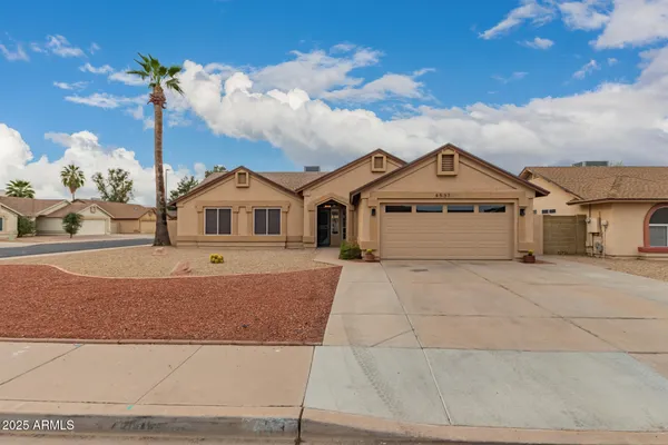 $490,000 | 4537 East Towne Lane, Gilbert, AZ 85234