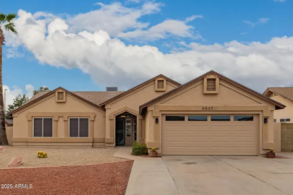 $490,000 | 4537 East Towne Lane, Gilbert, AZ 85234