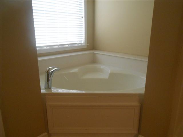 3047 Romain Trail Spring Hill, TN 37174 - Photo 11 of 19 a close up of a bathtub