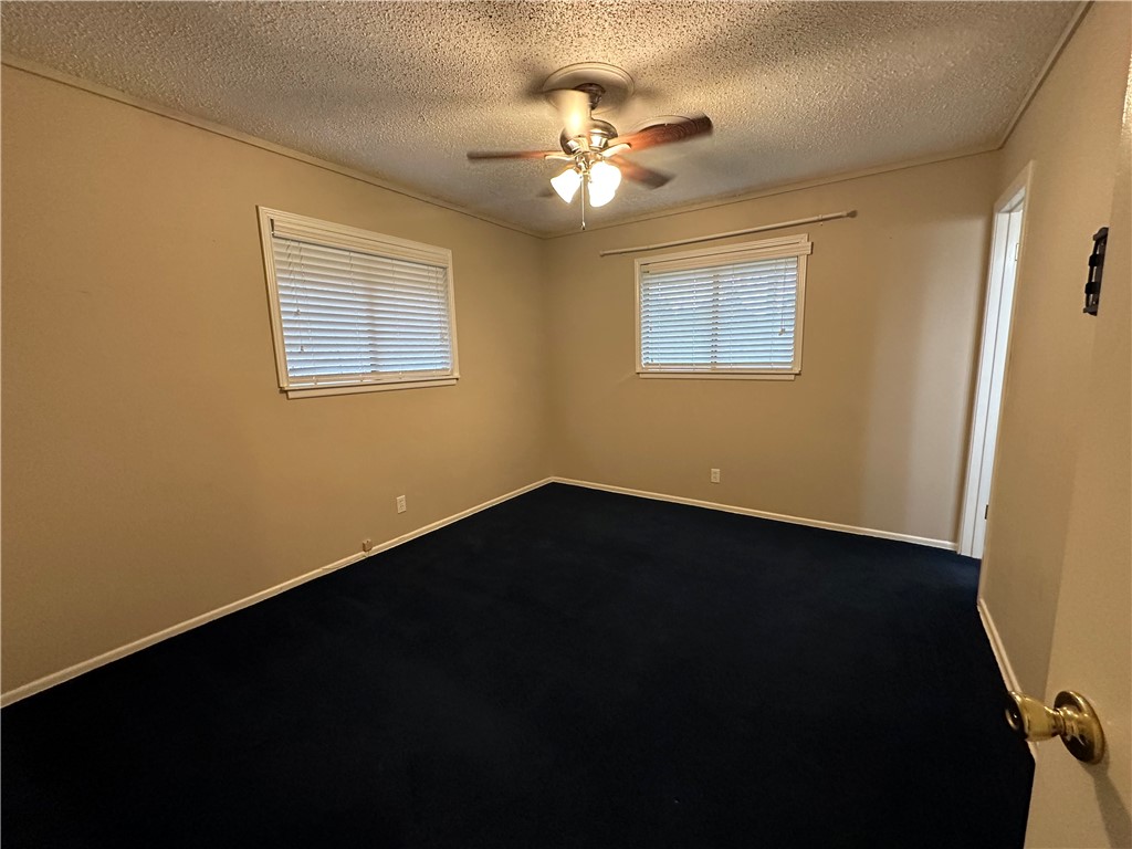 1237 Denver Street Portland, TX 78374 - Photo 12 of 19 Primary bedroom