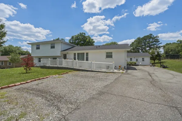 $399,500 | 328 Kimbrough Road, Clarksville, TN 37043