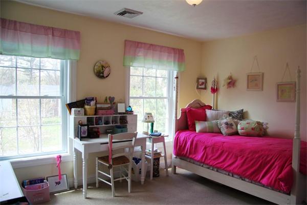 297 Edgemere Road Lynnfield, MA 01940 - Photo 13 of 18 Gallery Image 13