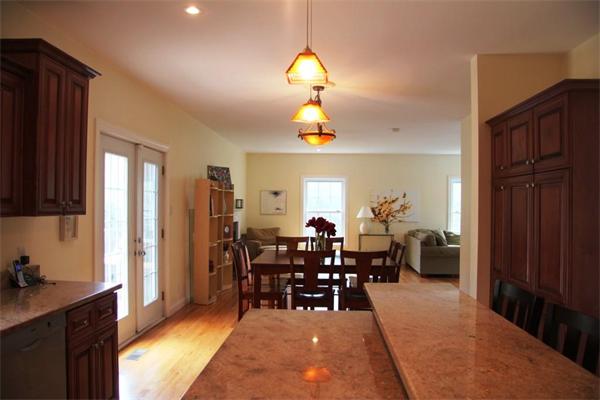 297 Edgemere Road Lynnfield, MA 01940 - Photo 3 of 18 Gallery Image 3