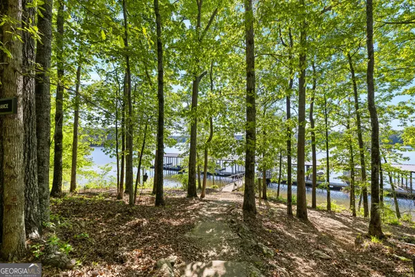 $539,900 | 159 Wolf Crk Cove, LaGrange, GA 30240