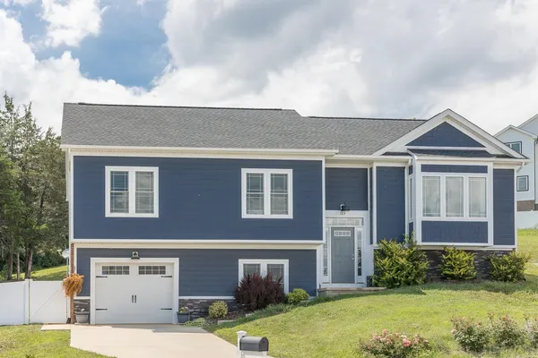 $425,000 | 123 Beauregard Drive, Staunton, VA 24401