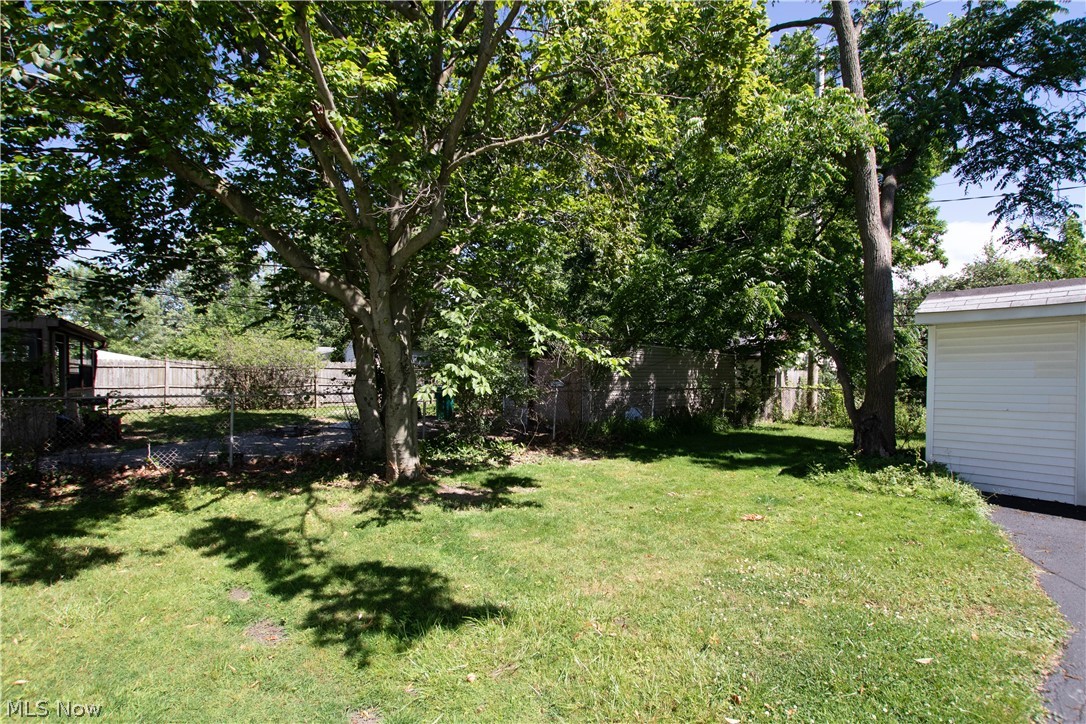 21412 Watson Road Maple Heights, OH 44137 - Photo 34 of 35
