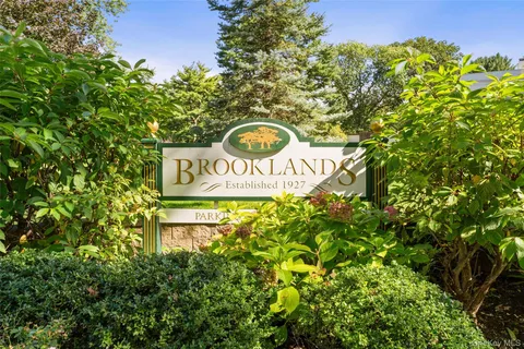 $275,000 | 11 Brooklands, Unit GI, Bronxville, NY 10708