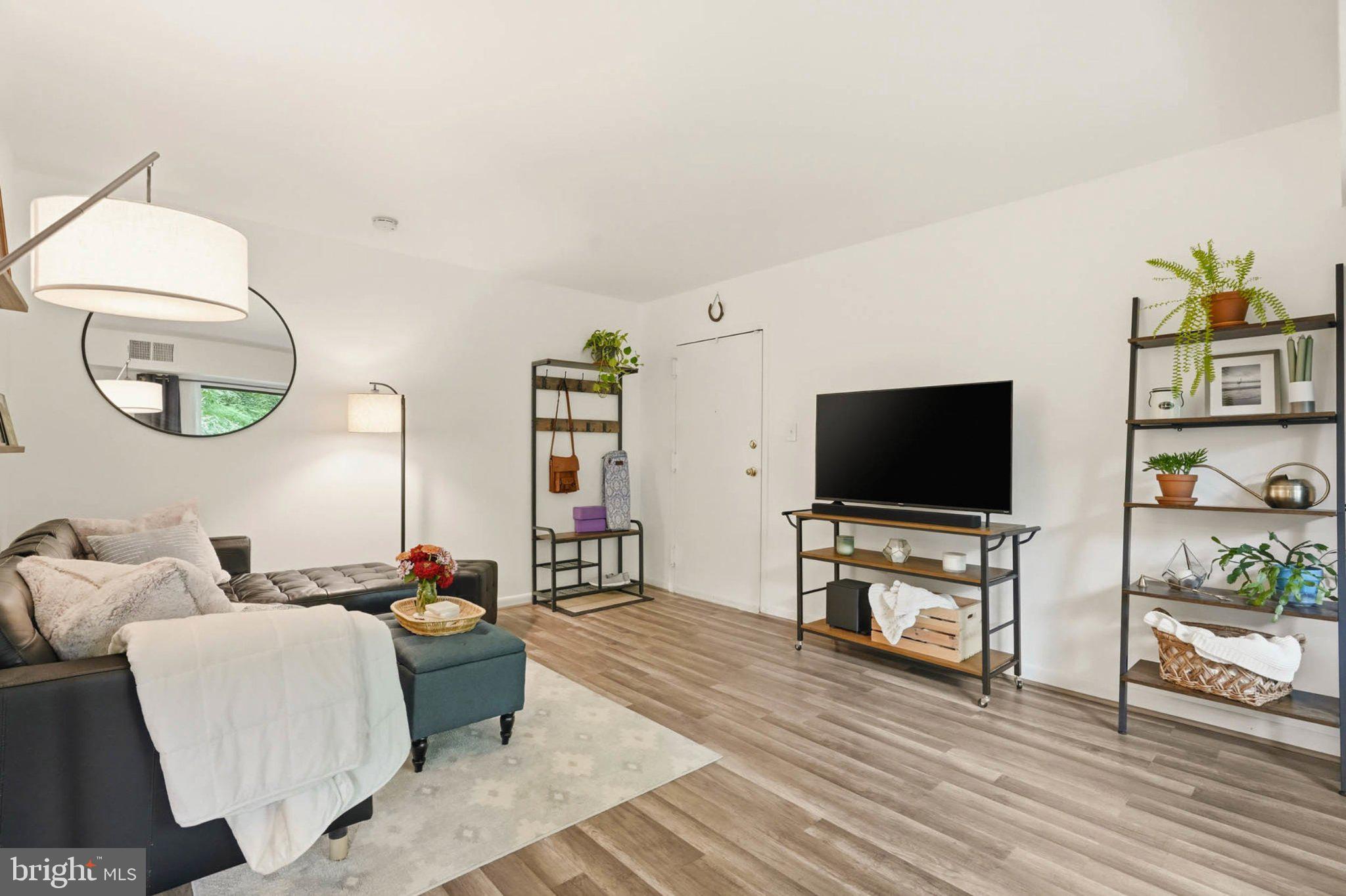 17816 Buehler Road, Unit 1B1 164 Olney, MD 20832 - Photo 2 of 29 Modern living space with natural light.