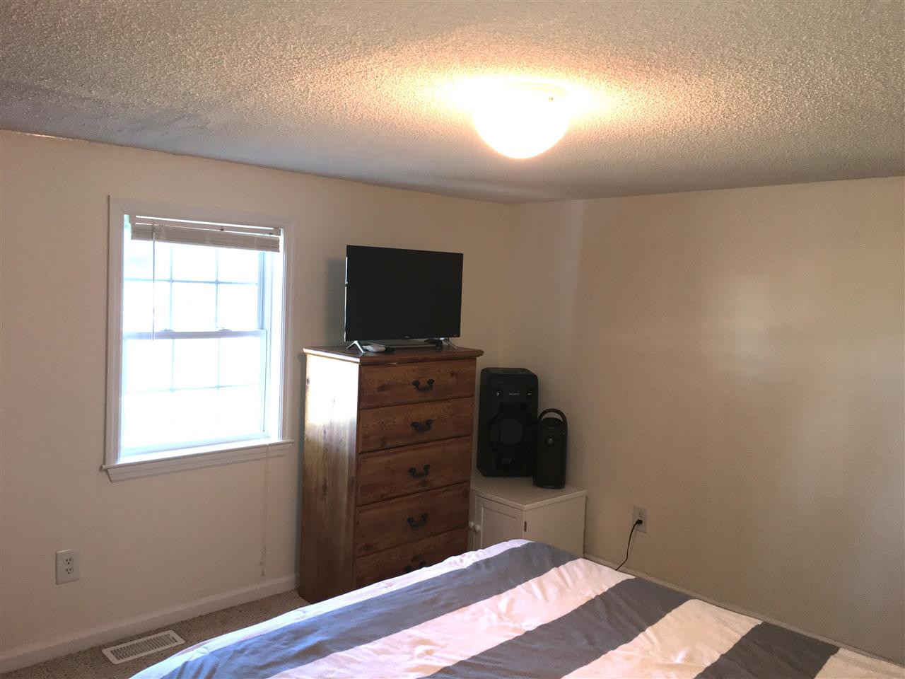 6875 Benson Hardee Road Benson, NC 27504 - Photo 15 of 25 Bedroom