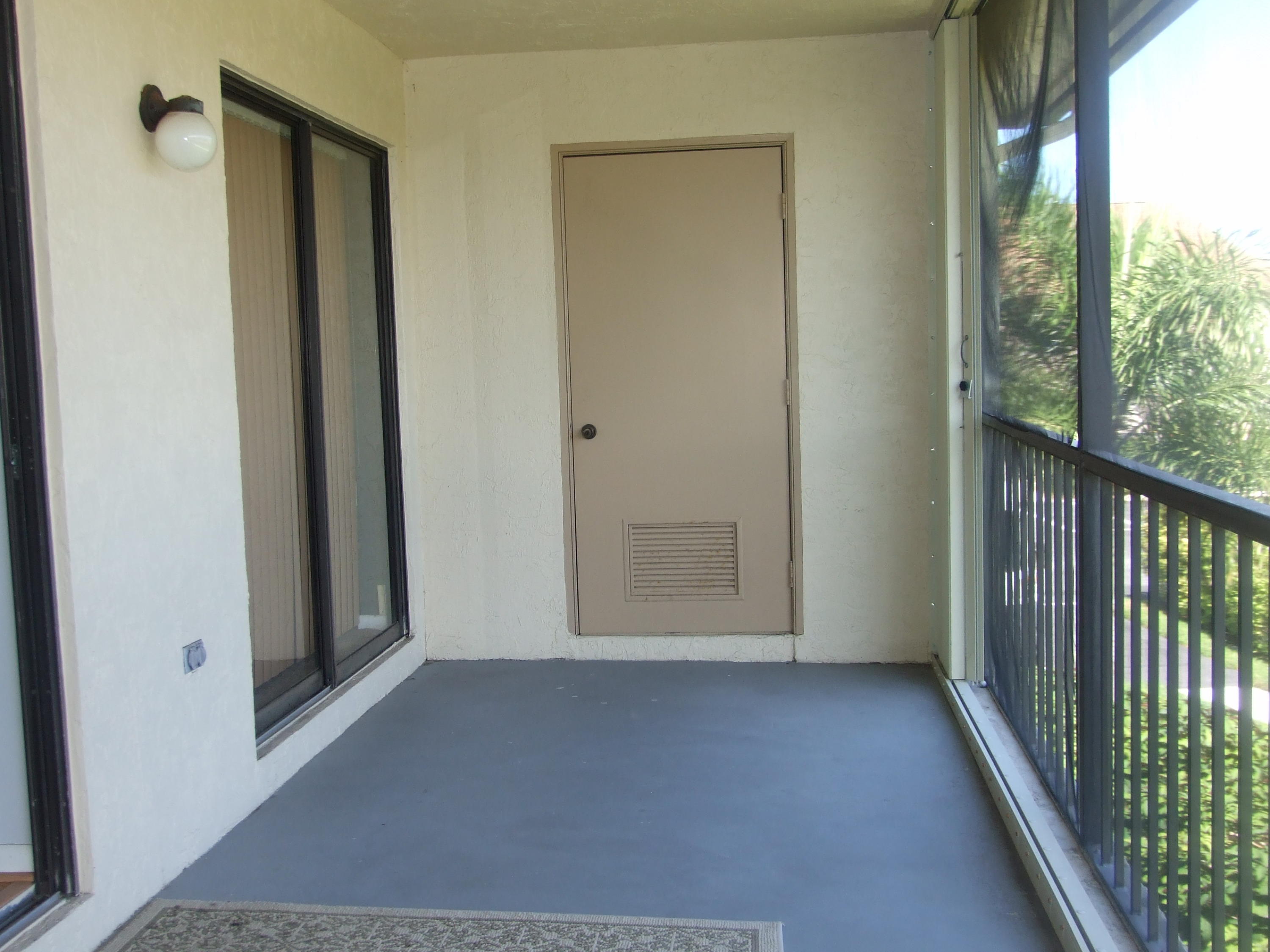 302 Pinecrest Circle, Unit A Jupiter, FL 33458 - Photo 14 of 16 DSCF8648