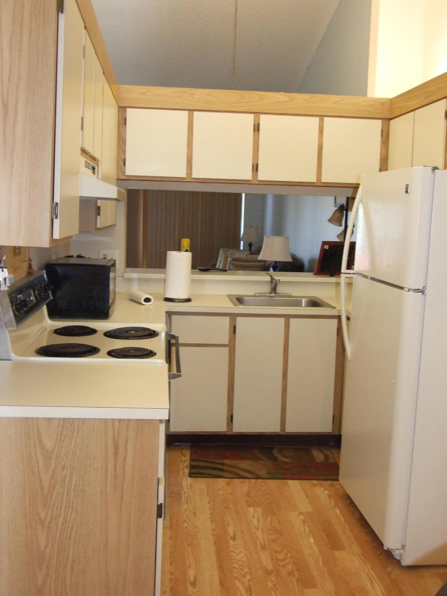 302 Pinecrest Circle, Unit A Jupiter, FL 33458 - Photo 5 of 16 DSCF8615