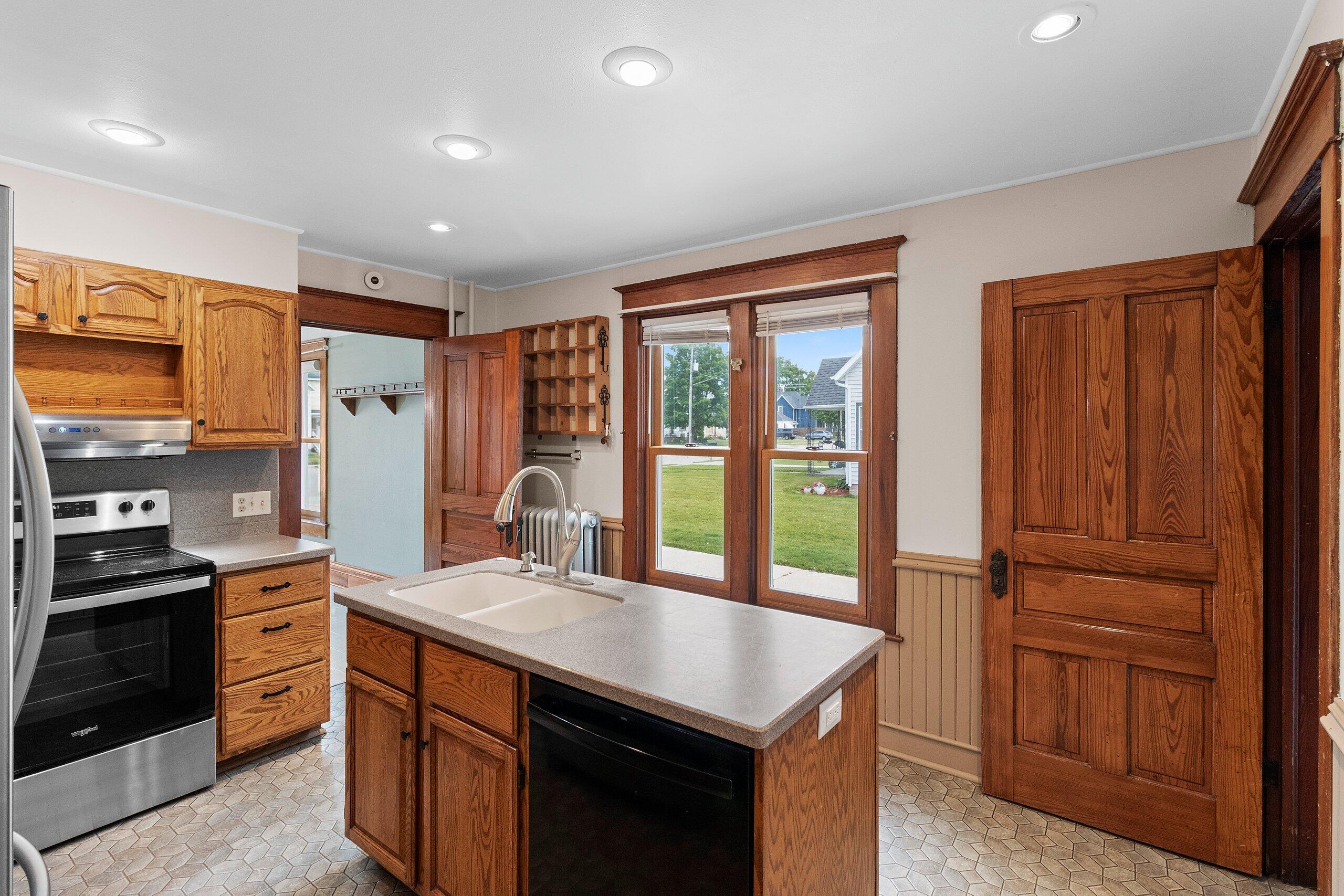 329 Mill Street Reedsville, WI 54230 - Photo 17 of 66 038-329MillStreet-Reedsville-WI-54230-SM