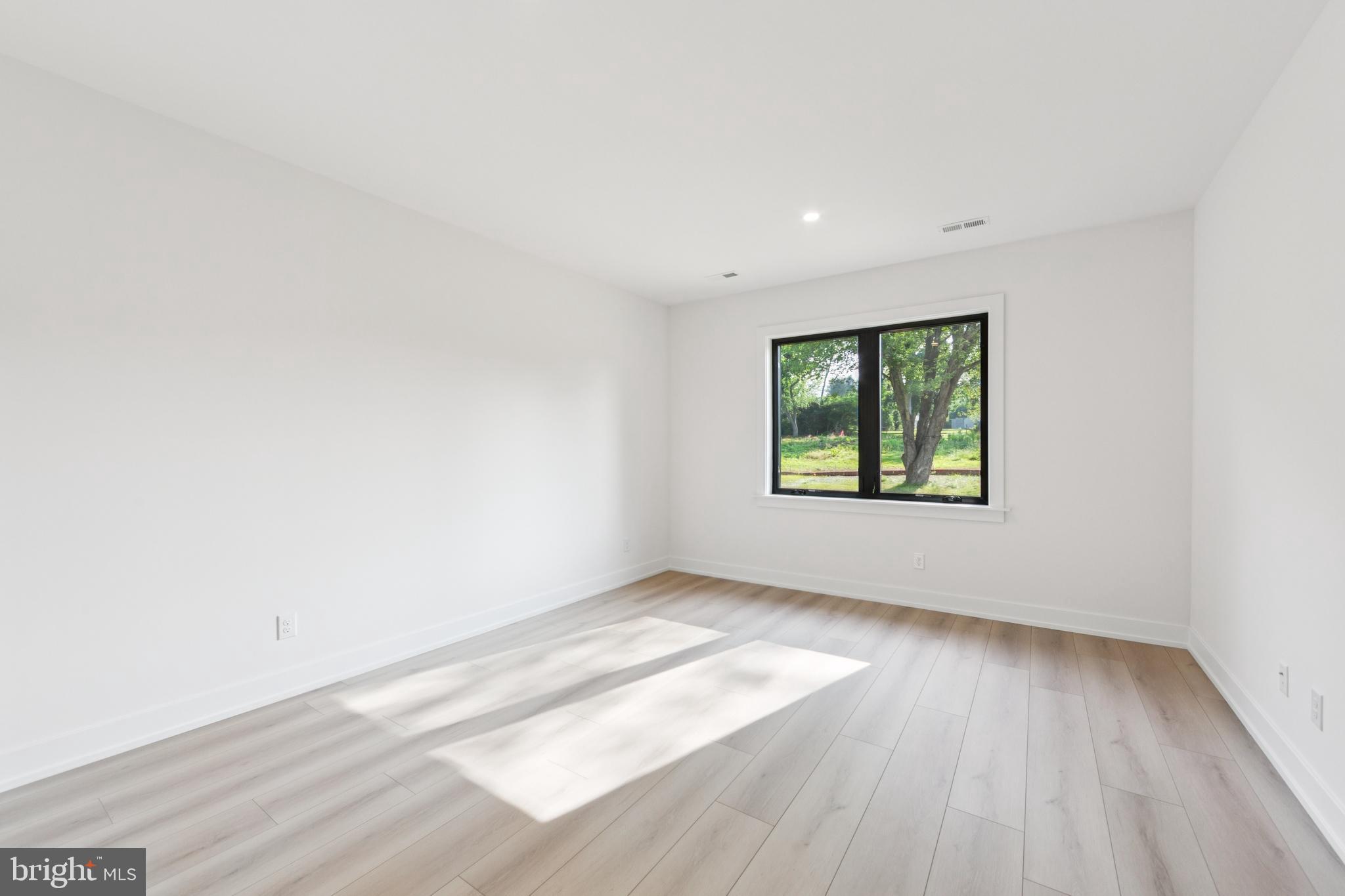 736 Northbrook Road, Unit L3 Kennett Square, PA 19348 - Photo 35 of 56