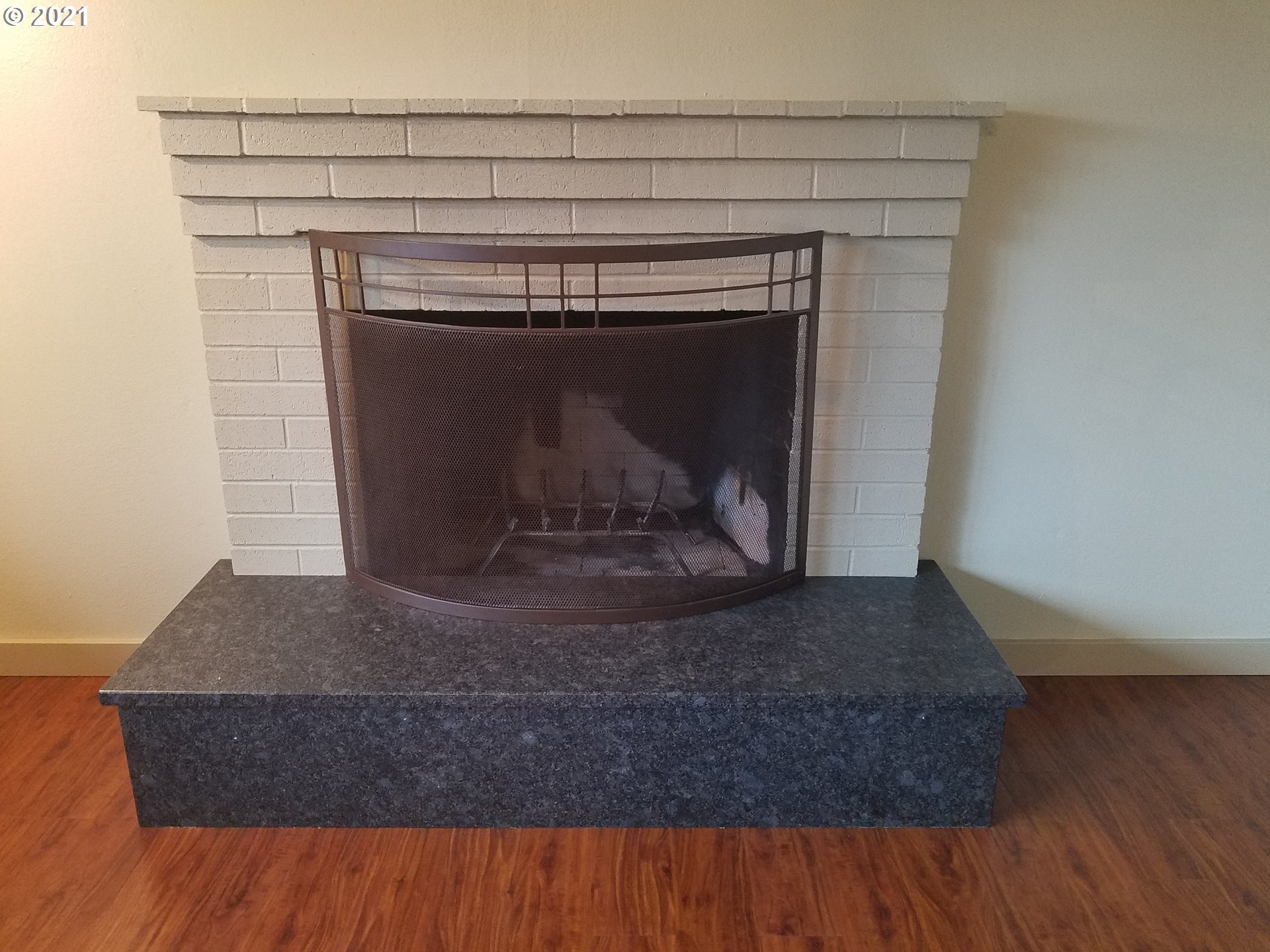 249 South 35th Street Springfield, OR 97478 - Photo 5 of 23