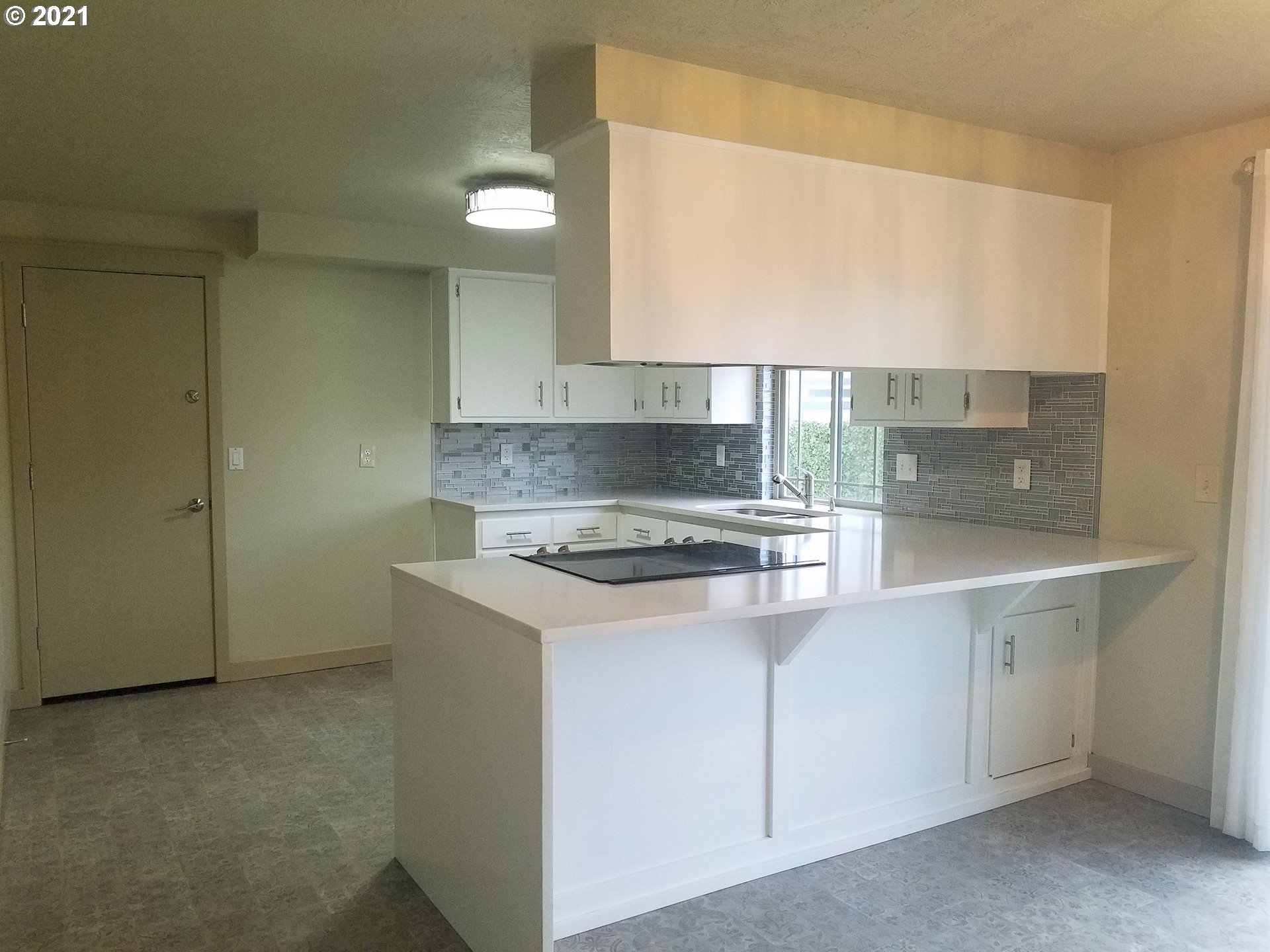 249 South 35th Street Springfield, OR 97478 - Photo 6 of 23