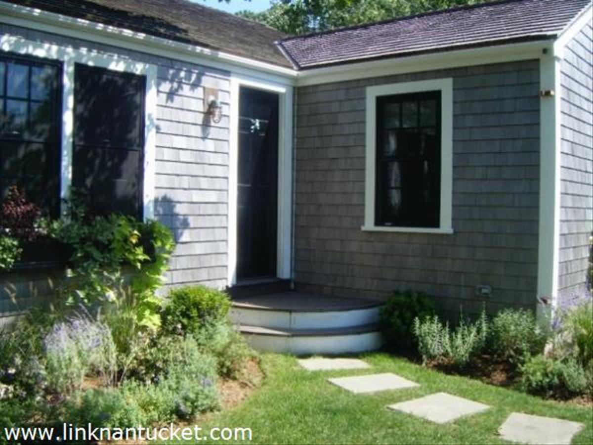 16 C Milestone Road Nantucket, MA 02554 - Photo 2 of 19 Gallery Image 2