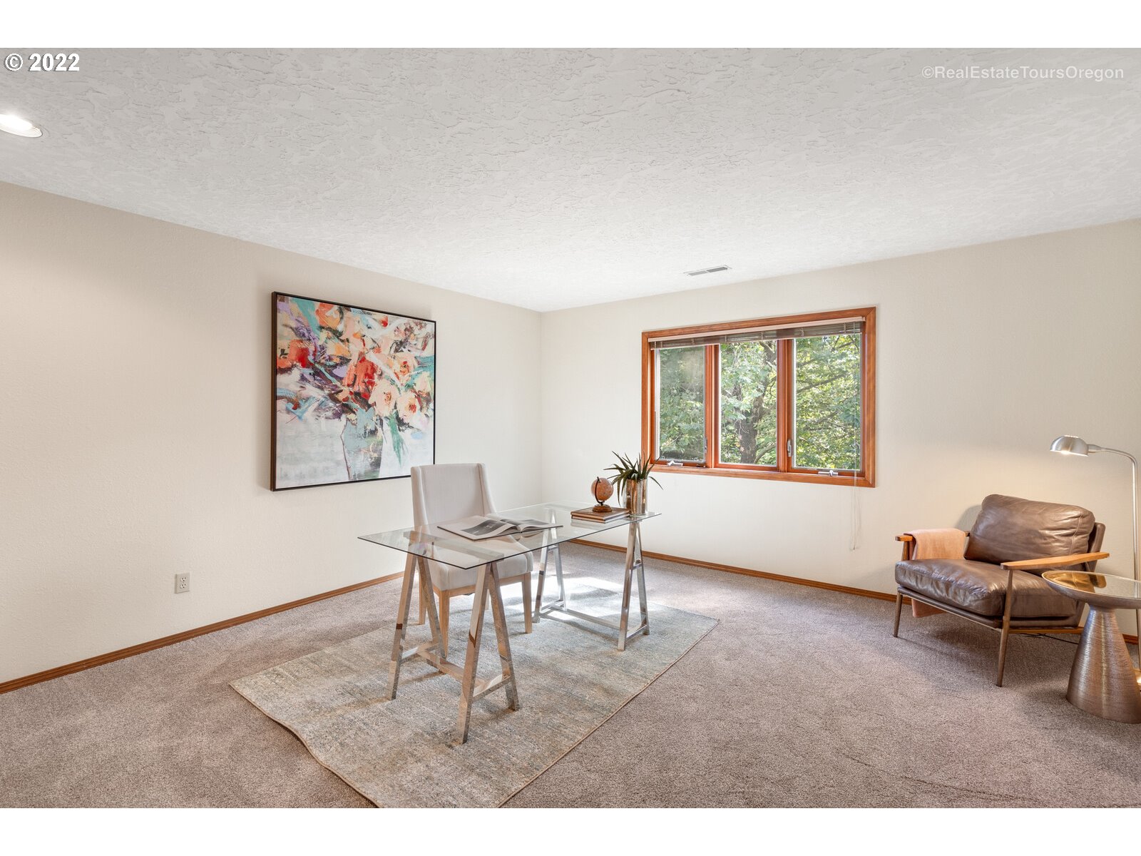 6806 Southwest Windemere Loop Portland, OR 97225 - Photo 15 of 30 Gallery Image 15