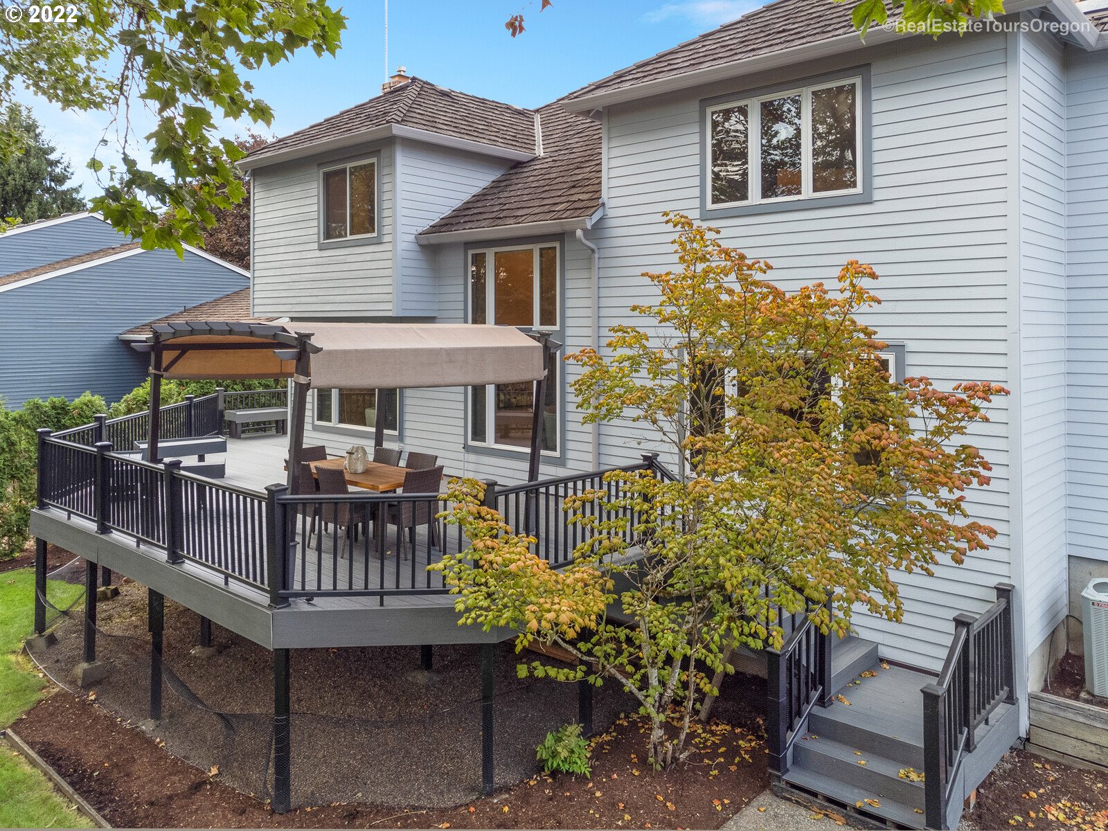 6806 Southwest Windemere Loop Portland, OR 97225 - Photo 21 of 30 Gallery Image 21
