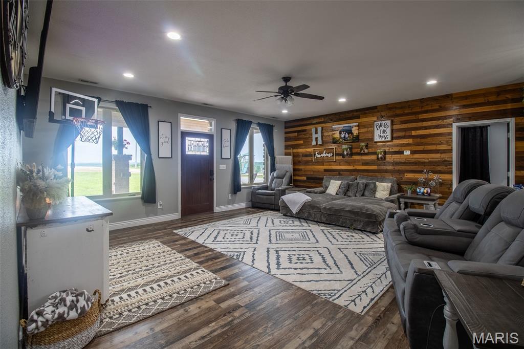 10076 Puckett Road Potosi, MO 63664 - Photo 10 of 34